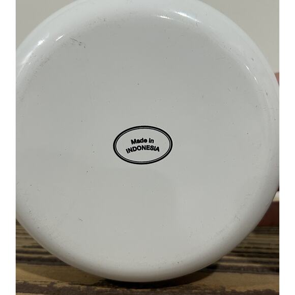 Vintage Enamel Fruit Accent Mixing Bowl 6” Diameter Made In Indonesia - Picture 6 of 6